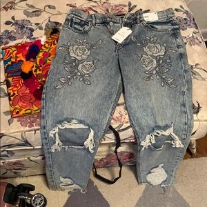 Brand new jeans sz6